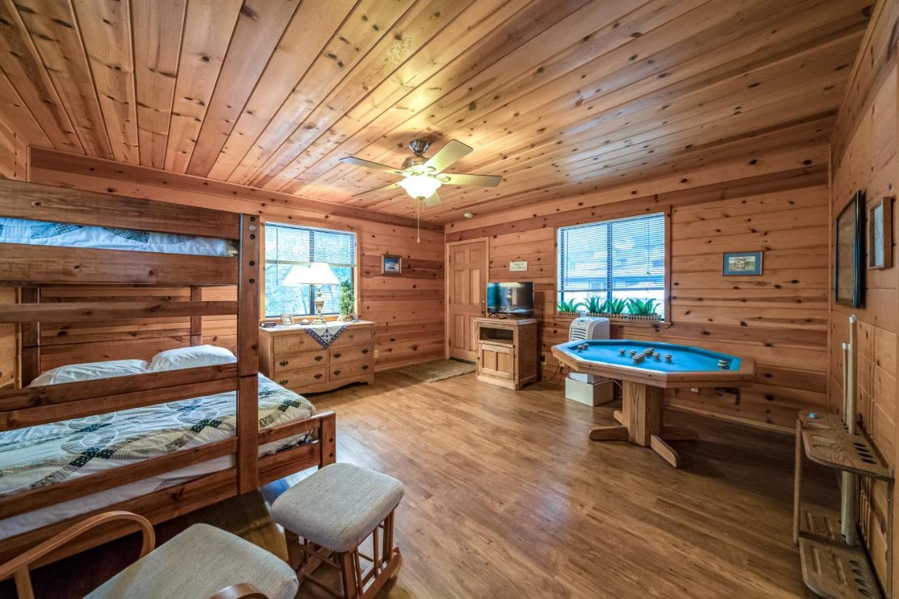 Black Bear Cabin Bass Lake Ngoại thất bức ảnh